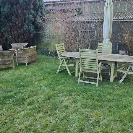 בית נופש Spacious Near Lalandia