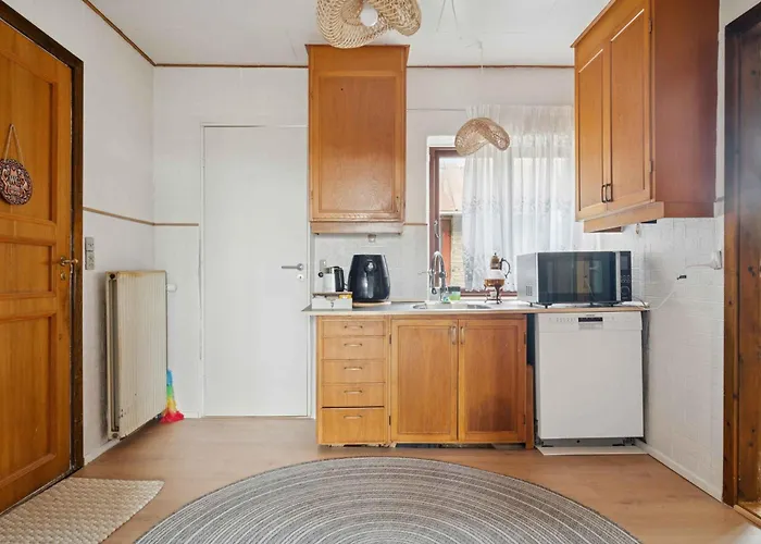 Spacious Near Lalandia * Rødby