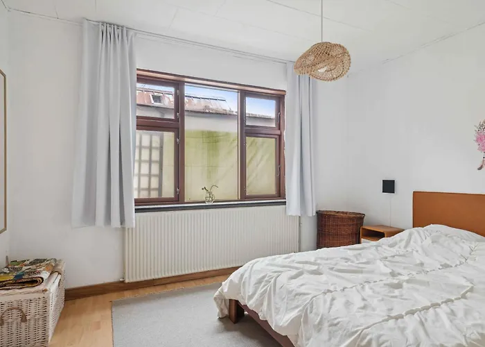 Spacious Near Lalandia * Rødby